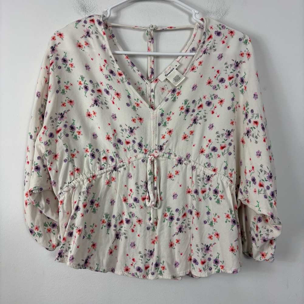 Urban Romantics Floral Crop Top Women’s M Dolman Sleeve Boxy Fit V Cute Feminine